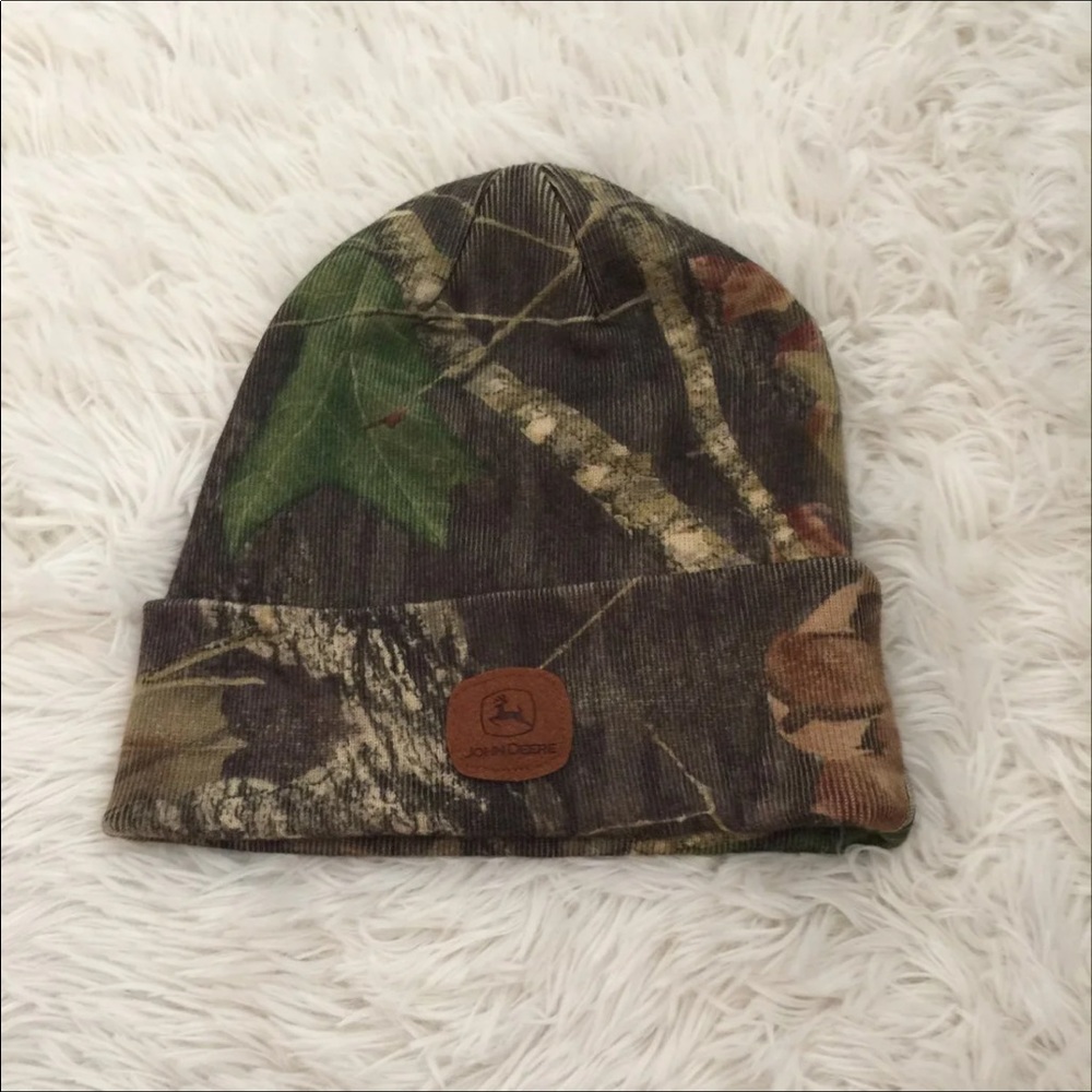 John Deere unisex camo beanie